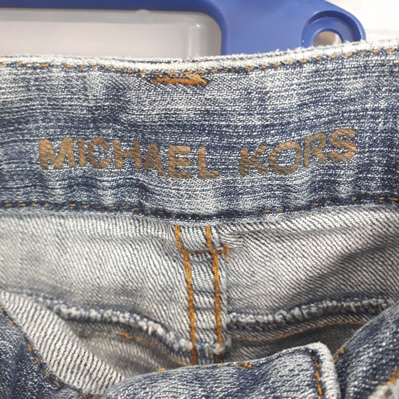MICHAEL KORS Jean Shorts - Picture 4 of 5